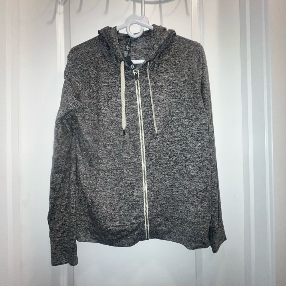 Vuori Women's Halo Performance Hoodie 2.0 grey